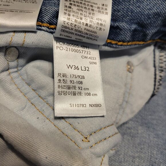 Levi's 505 Men's Jeans Size 36x32, Medium Blue Denim, Regular Fit, Straight Leg - Picture 5 of 11